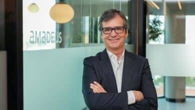 Amadeus Boosts Travel Efficiency with SkyLink AI Acquisition 3 Amadeus acquires SkyLink to enhance AI-driven travel booking and streamline operations.